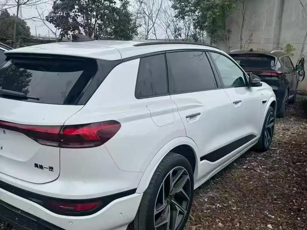 Audi Audi Q6L e-tron 2026 Launch Edition 2025 - thumbnail 5
