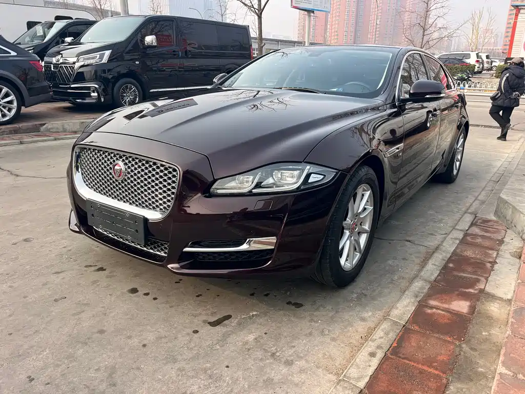 Jaguar Jaguar XJ 2016 XJL 2.0T RWD Elegant Business Edition 2017