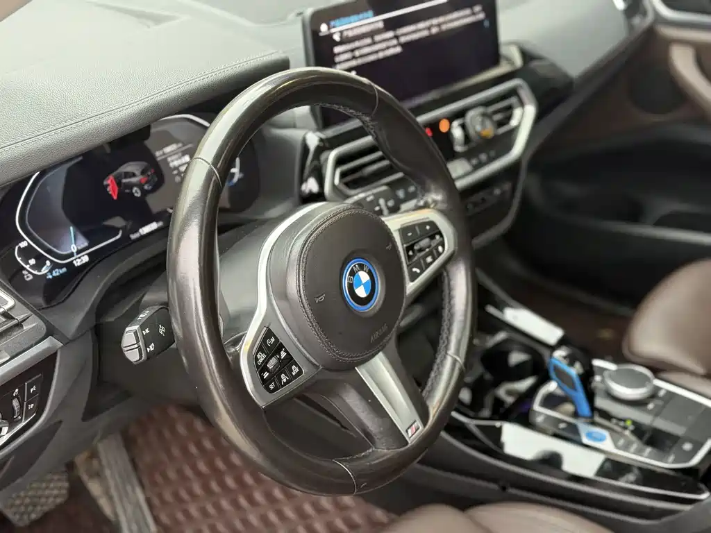 BMW BMW iX3 2022 Leading Model 2021 - thumbnail 7