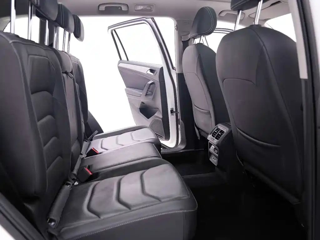 Volkswagen Tiguan L 2019 Facelift 280TSI Automatic 2WD Panoramic Comfort Edition China VI 2020 - thumbnail 17
