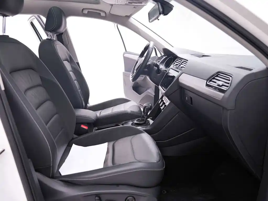 Volkswagen Tiguan L 2019 Facelift 280TSI Automatic 2WD Panoramic Comfort Edition China VI 2020 - thumbnail 18