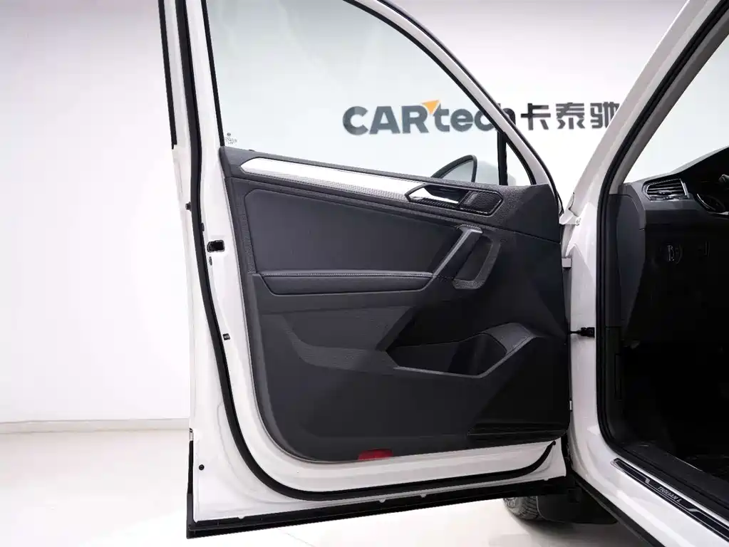Volkswagen Tiguan L 2019 Facelift 280TSI Automatic 2WD Panoramic Comfort Edition China VI 2020 - thumbnail 27