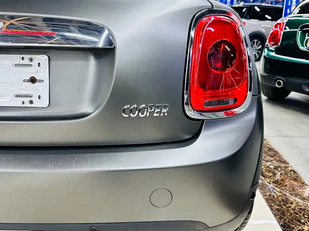 MINI MINI 2014 1.5T COOPER Fun 2016 - thumbnail 10