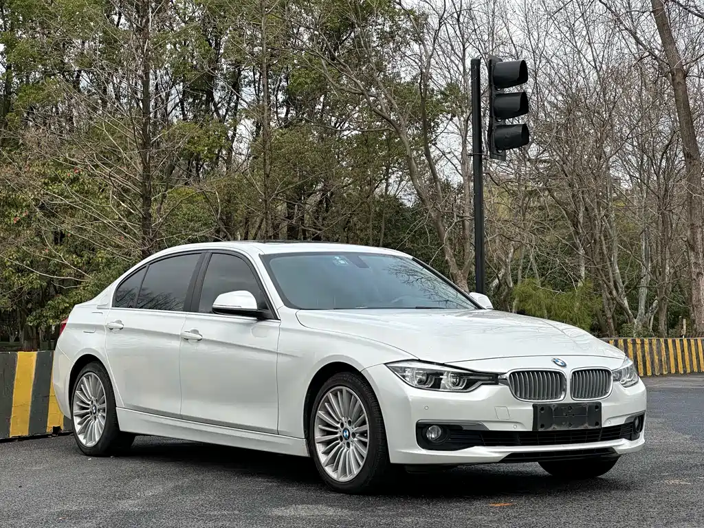 BMW BMW 3 Series 2018 320Li Fashion Edition 2018 - thumbnail 3