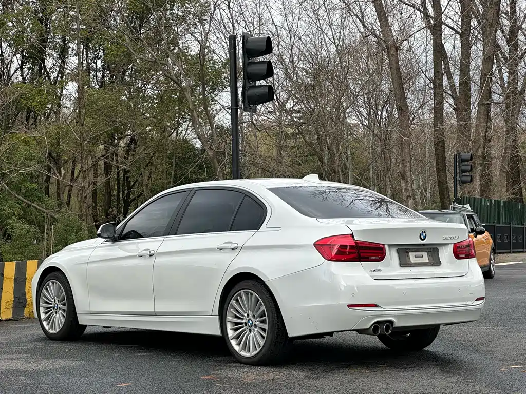 BMW BMW 3 Series 2018 320Li Fashion Edition 2018 - thumbnail 4