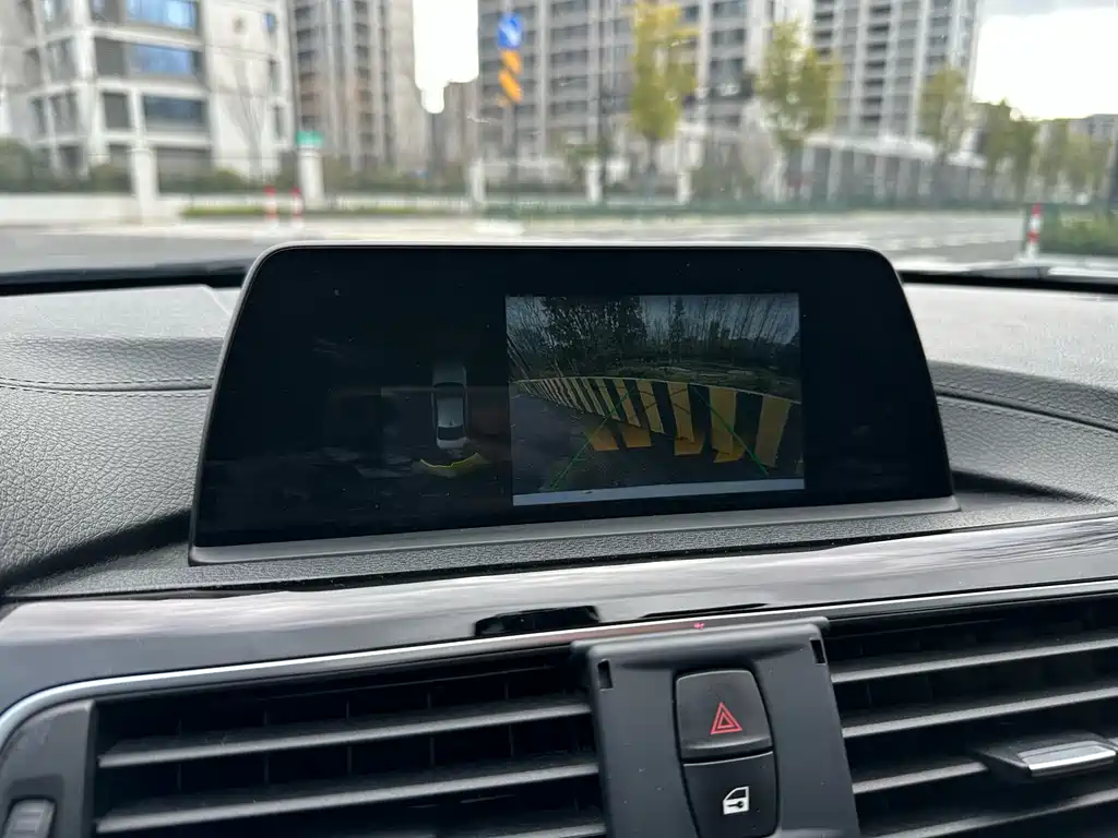 BMW BMW 3 Series 2018 320Li Fashion Edition 2018 - thumbnail 17