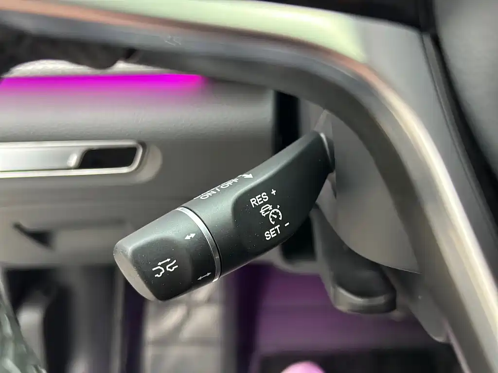 Hongqi Hongqi H5 2023 2.0T Automatic Intelligent Connectivity Flag Enjoyment Edition 2023 - thumbnail 17