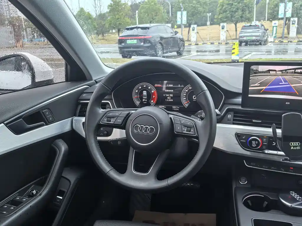 Audi Audi A4L 2020 40 TFSI Luxury Dynamic Model 2021 - thumbnail 8