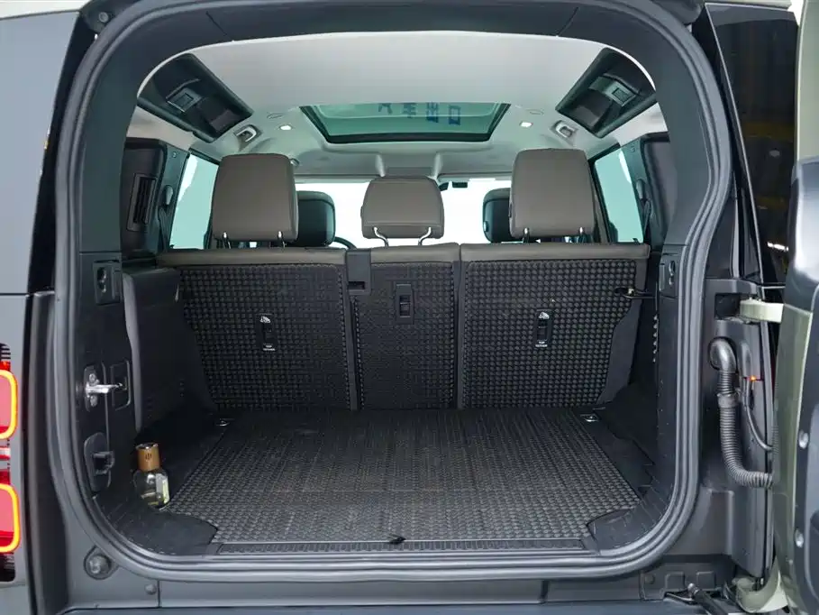 Land Rover Land Rover Defender 2020 110 P400 HSE 2021 - thumbnail 18