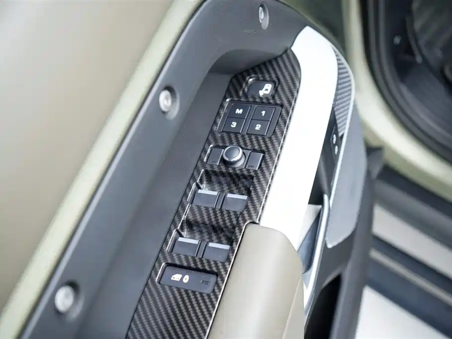 Land Rover Land Rover Defender 2020 110 P400 HSE 2021 - thumbnail 22