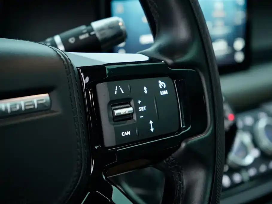 Land Rover Land Rover Defender 2020 110 P400 HSE 2021 - thumbnail 28