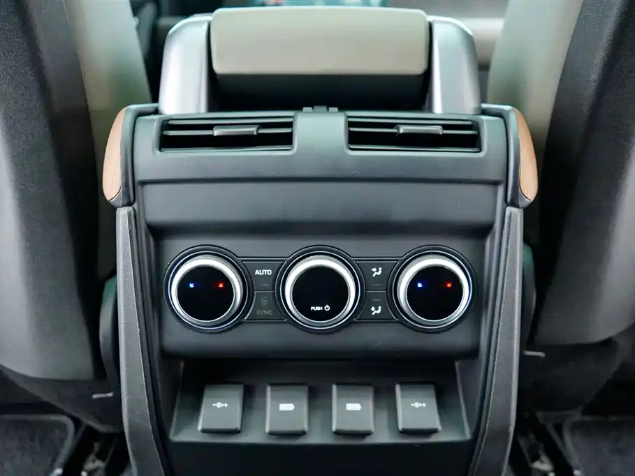 Land Rover Land Rover Defender 2020 110 P400 HSE 2021 - thumbnail 30