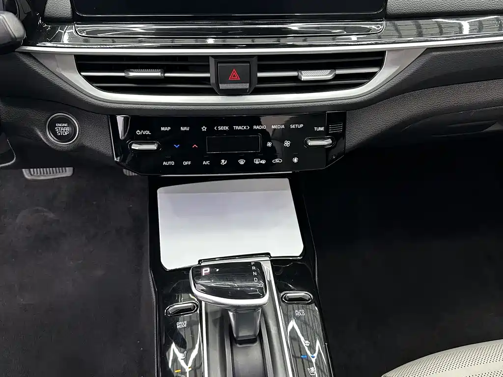 Kia Kia K3 2023 1.5L CVT Premium Edition 2023 - thumbnail 14