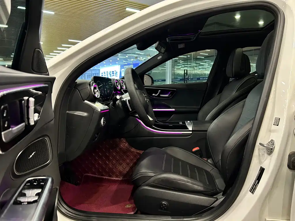 Mercedes-Benz Mercedes-Benz C-Class 2023 Facelift C 260 L Sport Edition 2023 - thumbnail 4
