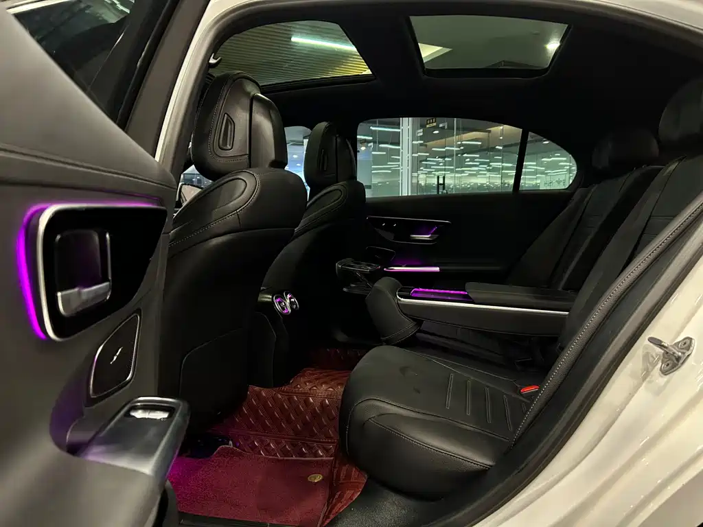 Mercedes-Benz Mercedes-Benz C-Class 2023 Facelift C 260 L Sport Edition 2023 - thumbnail 6