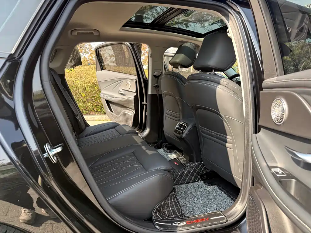 Chery Arrizo 8 2023 High Energy Edition 2.0T DCT Luxury 2024 - thumbnail 13