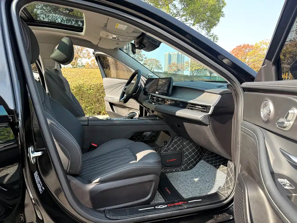 Chery Arrizo 8 2023 High Energy Edition 2.0T DCT Luxury 2024 - thumbnail 15