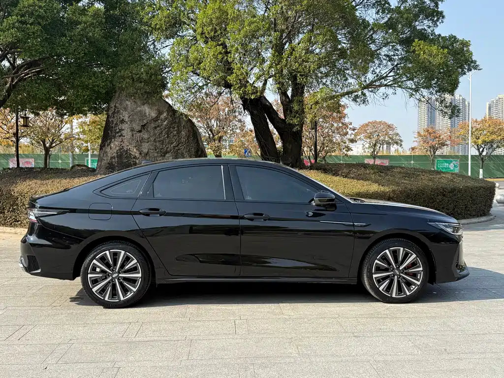 Chery Arrizo 8 2023 High Energy Edition 2.0T DCT Luxury 2024 - thumbnail 21