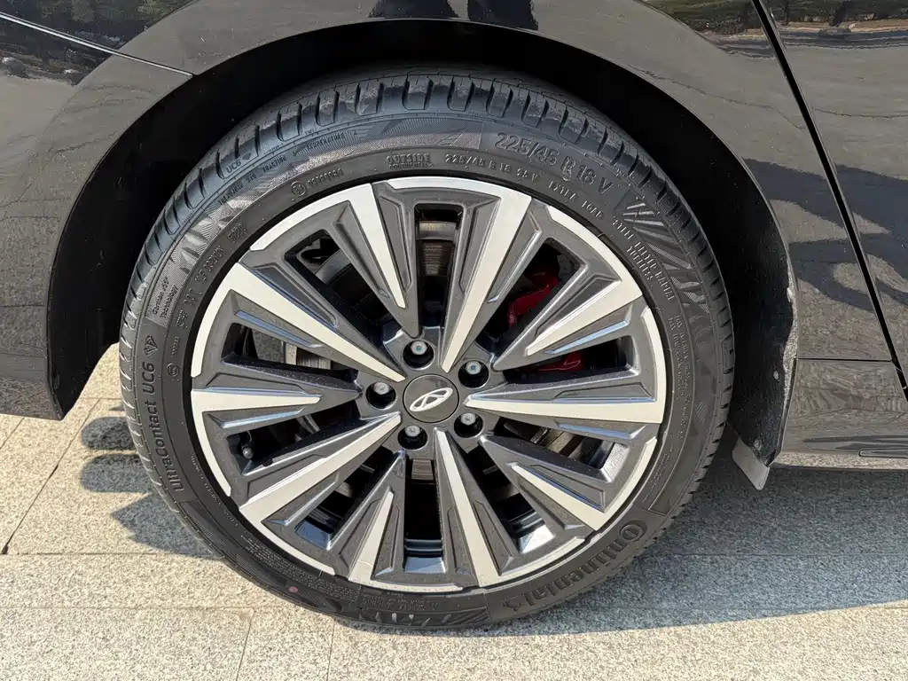 Chery Arrizo 8 2023 High Energy Edition 2.0T DCT Luxury 2024 - thumbnail 22