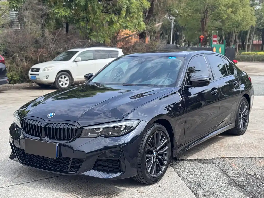 BMW BMW 3 Series 2022 325i M Sport Shadow Night Package 2022