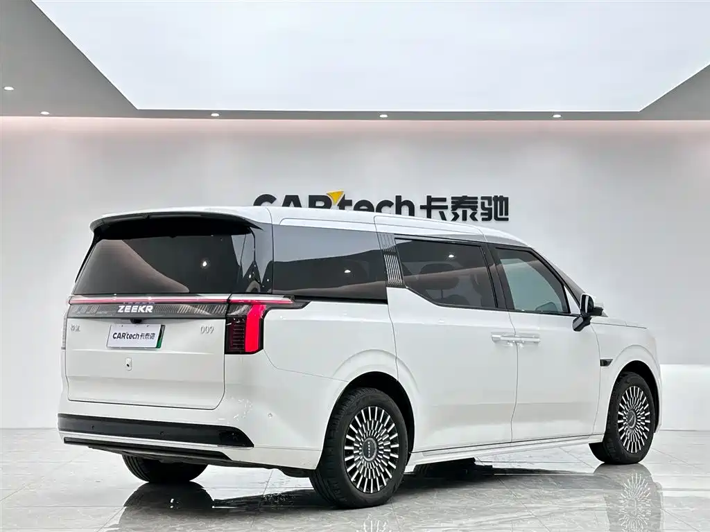 Zeekr Zeekr 009 2024 7-seater AWD 108kWh 2024 - thumbnail 5
