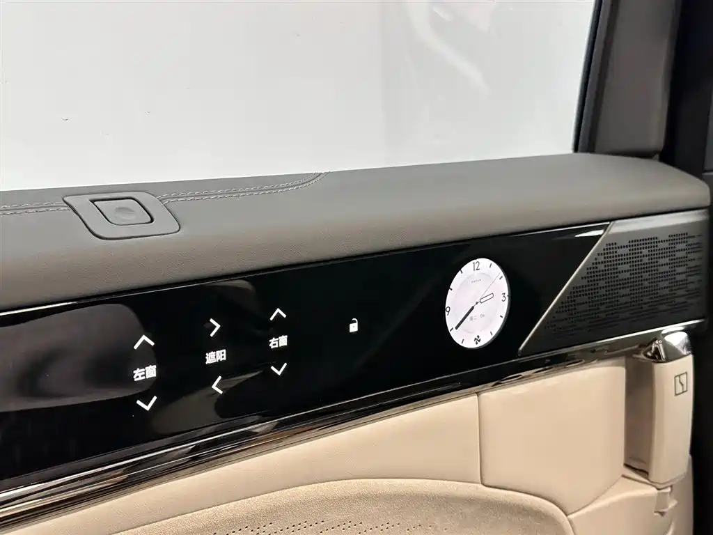 Zeekr Zeekr 009 2024 7-seater AWD 108kWh 2024 - thumbnail 17