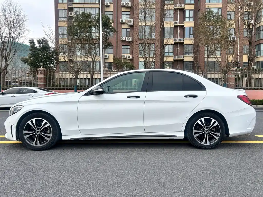 Mercedes-Benz Mercedes-Benz C-Class 2019 C 260 Sport Edition 2019 - thumbnail 4