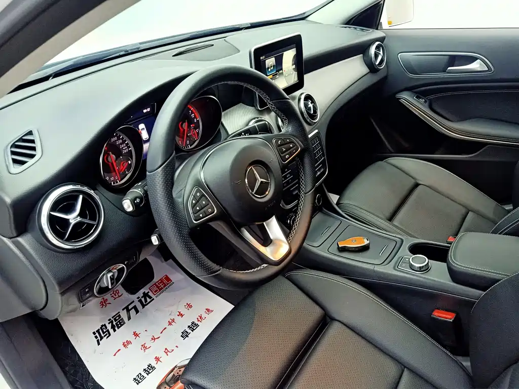Mercedes-Benz Mercedes-Benz GLA 2016 GLA 200 Sport Edition 2017 - thumbnail 8