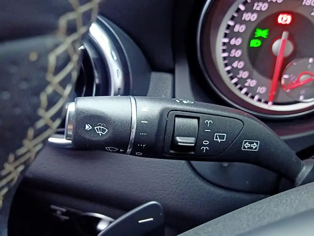 Mercedes-Benz Mercedes-Benz GLA 2016 GLA 200 Sport Edition 2017 - thumbnail 13
