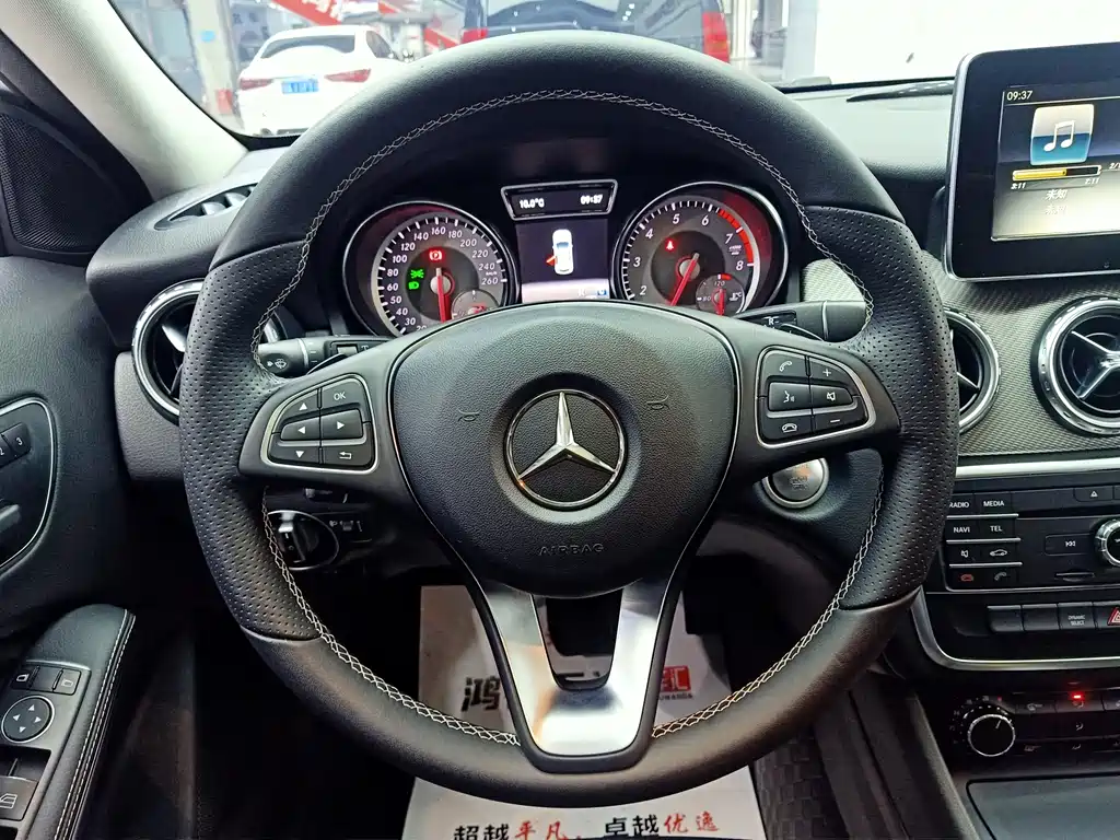 Mercedes-Benz Mercedes-Benz GLA 2016 GLA 200 Sport Edition 2017 - thumbnail 19