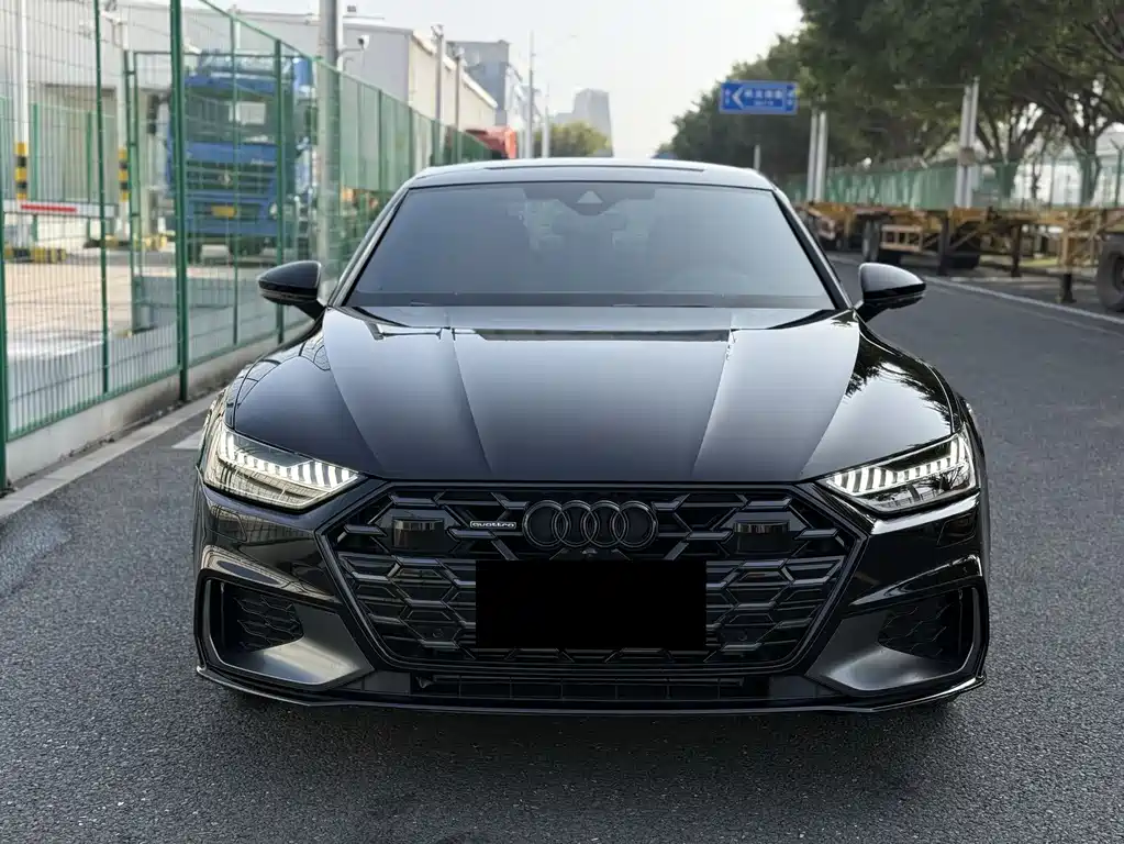 Audi Audi A7L 2024 45 TFSI quattro S-line Black Knight Edition 2024 - thumbnail 2