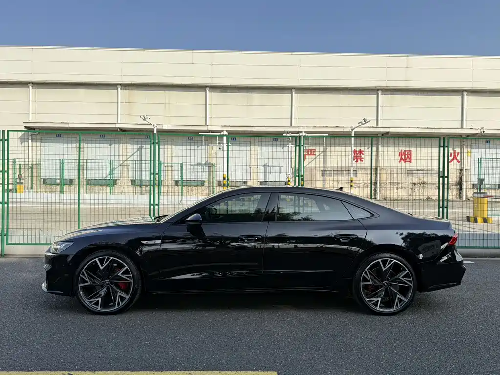 Audi Audi A7L 2024 45 TFSI quattro S-line Black Knight Edition 2024 - thumbnail 12