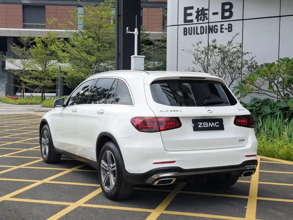 Mercedes-Benz Mercedes-Benz GLC 2020 GLC 260 L 4MATIC Luxury Edition 2020 - thumbnail 6