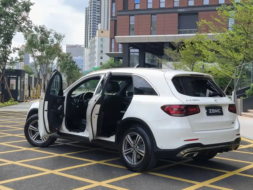 Mercedes-Benz Mercedes-Benz GLC 2020 GLC 260 L 4MATIC Luxury Edition 2020 - thumbnail 18