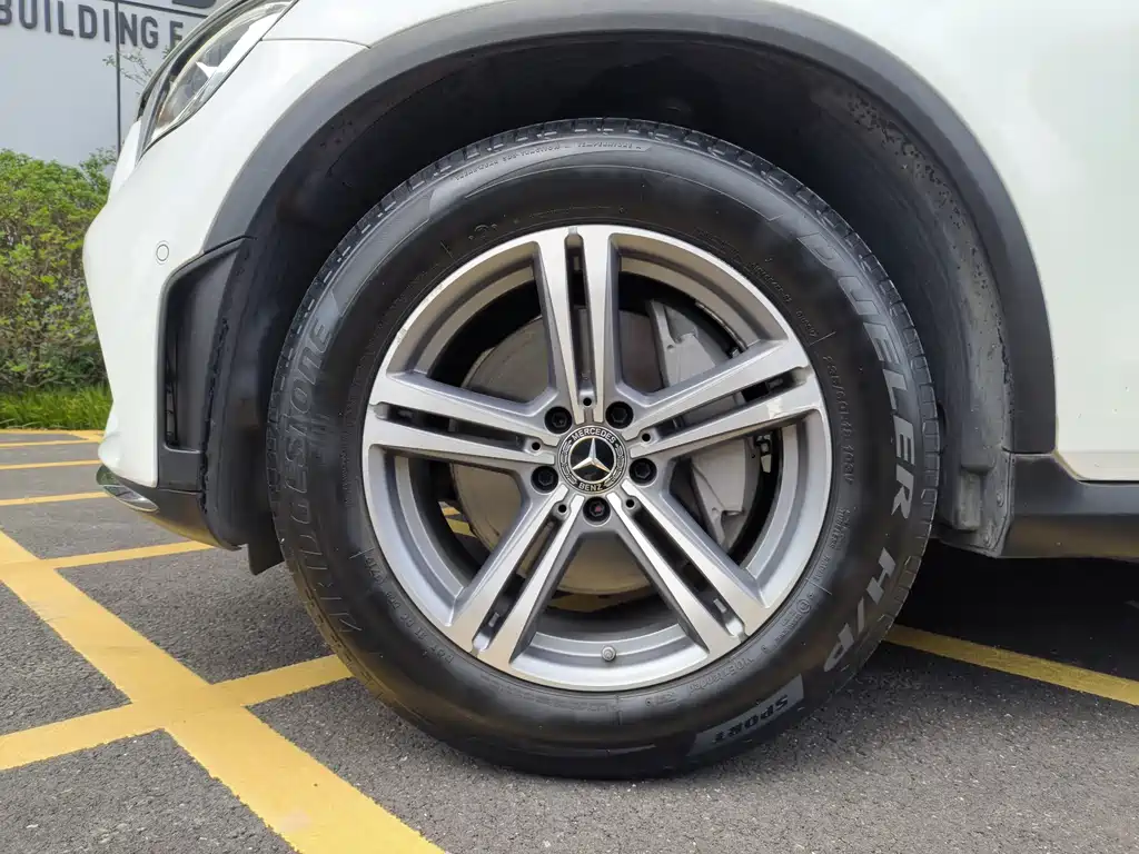 Mercedes-Benz Mercedes-Benz GLC 2020 GLC 260 L 4MATIC Luxury Edition 2020 - thumbnail 19