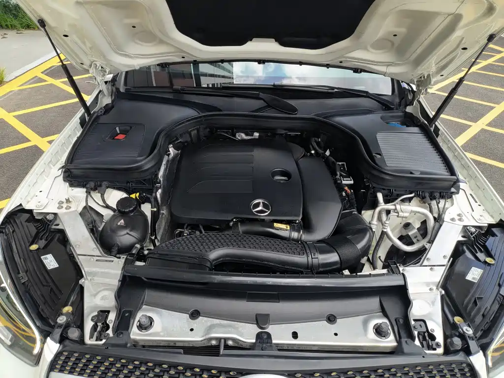 Mercedes-Benz Mercedes-Benz GLC 2020 GLC 260 L 4MATIC Luxury Edition 2020 - thumbnail 21