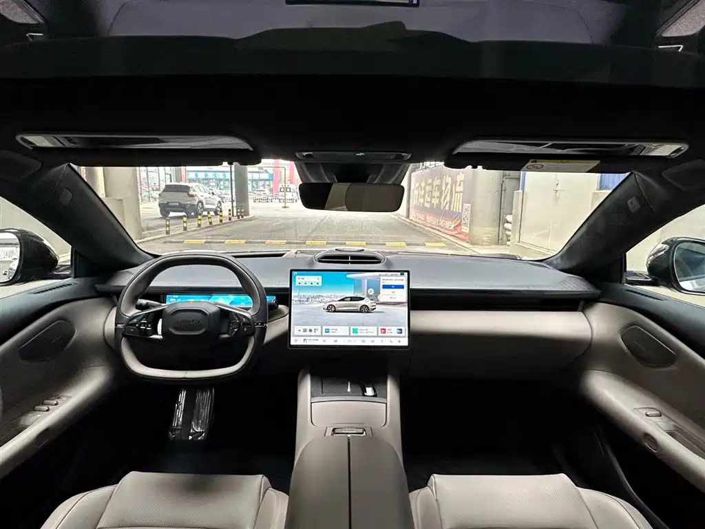 Lynk & Co Lynk & Co Z10 2024 95kWh 766km RWD Max 2025 - thumbnail 11
