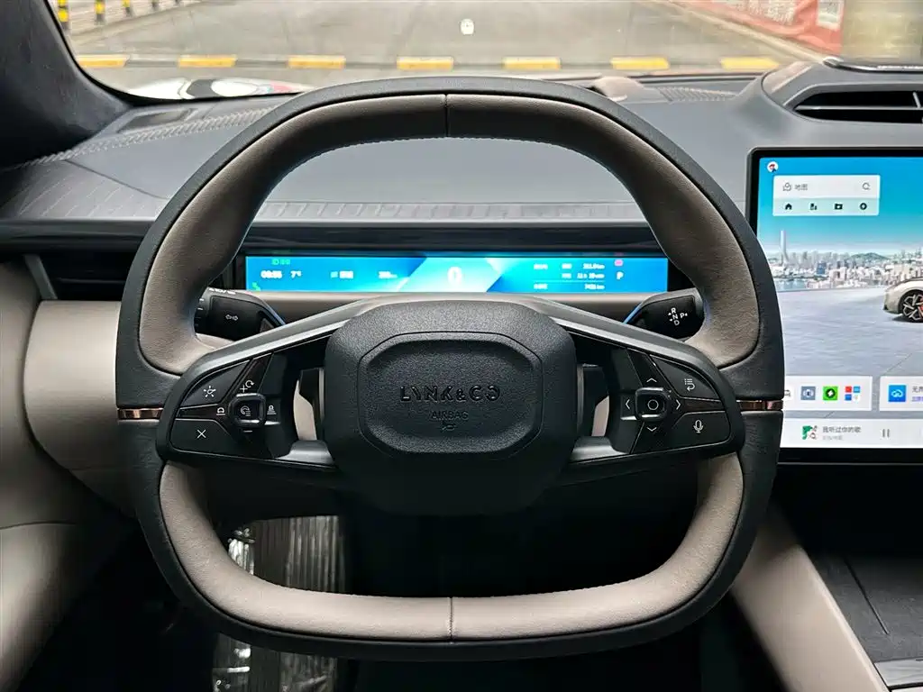 Lynk & Co Lynk & Co Z10 2024 95kWh 766km RWD Max 2025 - thumbnail 12