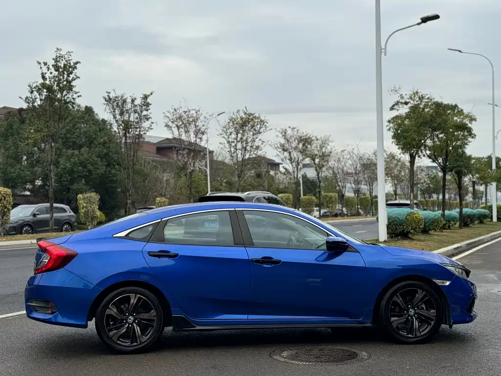 Honda Honda Civic 2019 220TURBO CVT Sport Edition China V 2019 - thumbnail 14