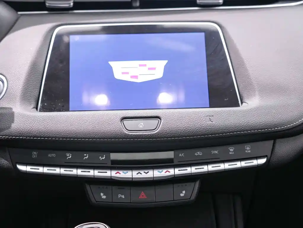 Cadillac Cadillac XT4 2020 Facelift 28T FWD Premium 2020 - thumbnail 7