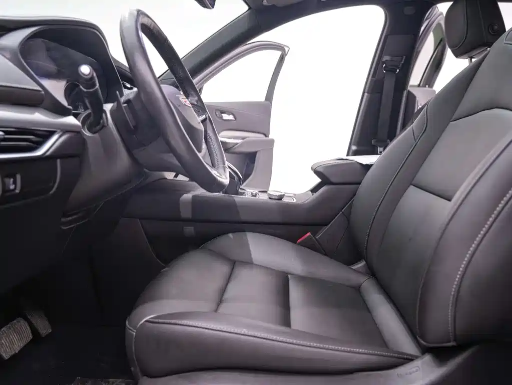 Cadillac Cadillac XT4 2020 Facelift 28T FWD Premium 2020 - thumbnail 25