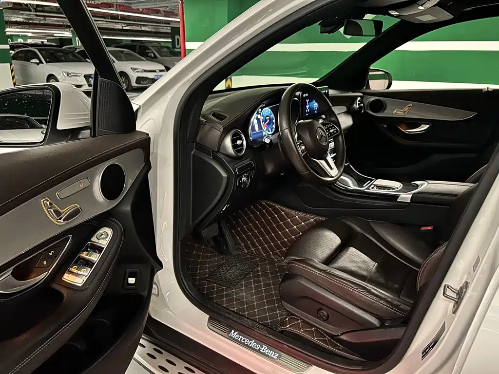 Mercedes-Benz Mercedes-Benz GLC 2020 Facelift GLC 260 L 4MATIC Sport Edition 2020 - thumbnail 7