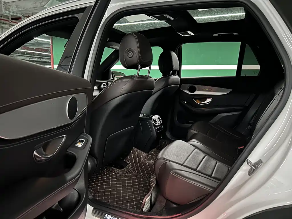 Mercedes-Benz Mercedes-Benz GLC 2020 Facelift GLC 260 L 4MATIC Sport Edition 2020 - thumbnail 8