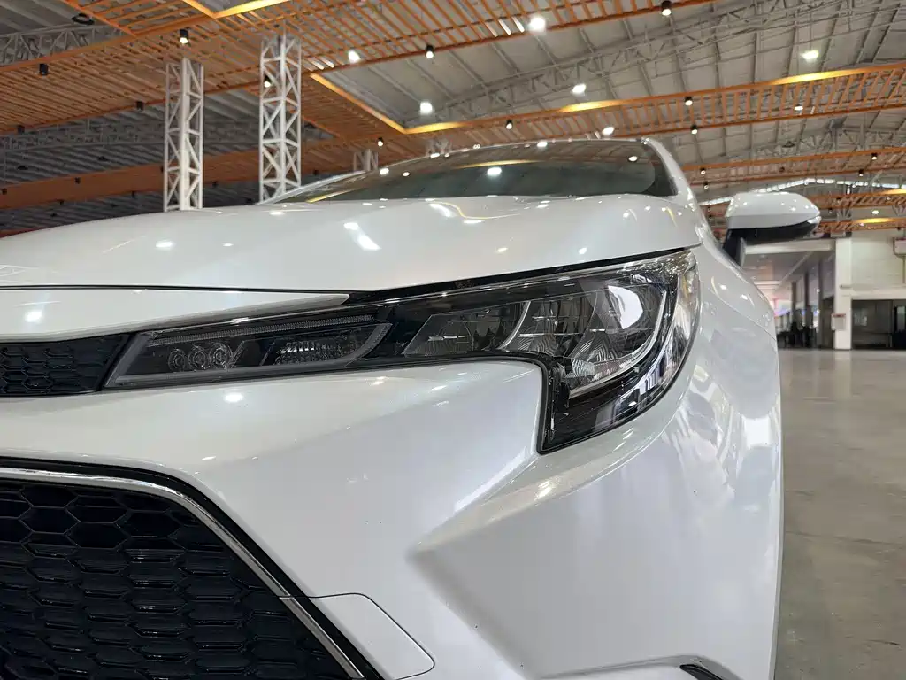 Toyota Toyota Corolla 2022 185T CVT Luxury Edition 2022 - thumbnail 10