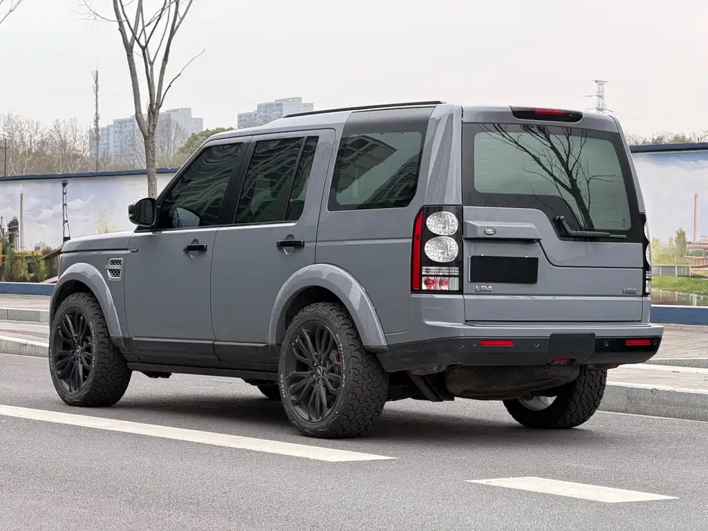 Land Rover Discovery 2016 3.0 SC V6 HSE 2017 - thumbnail 4
