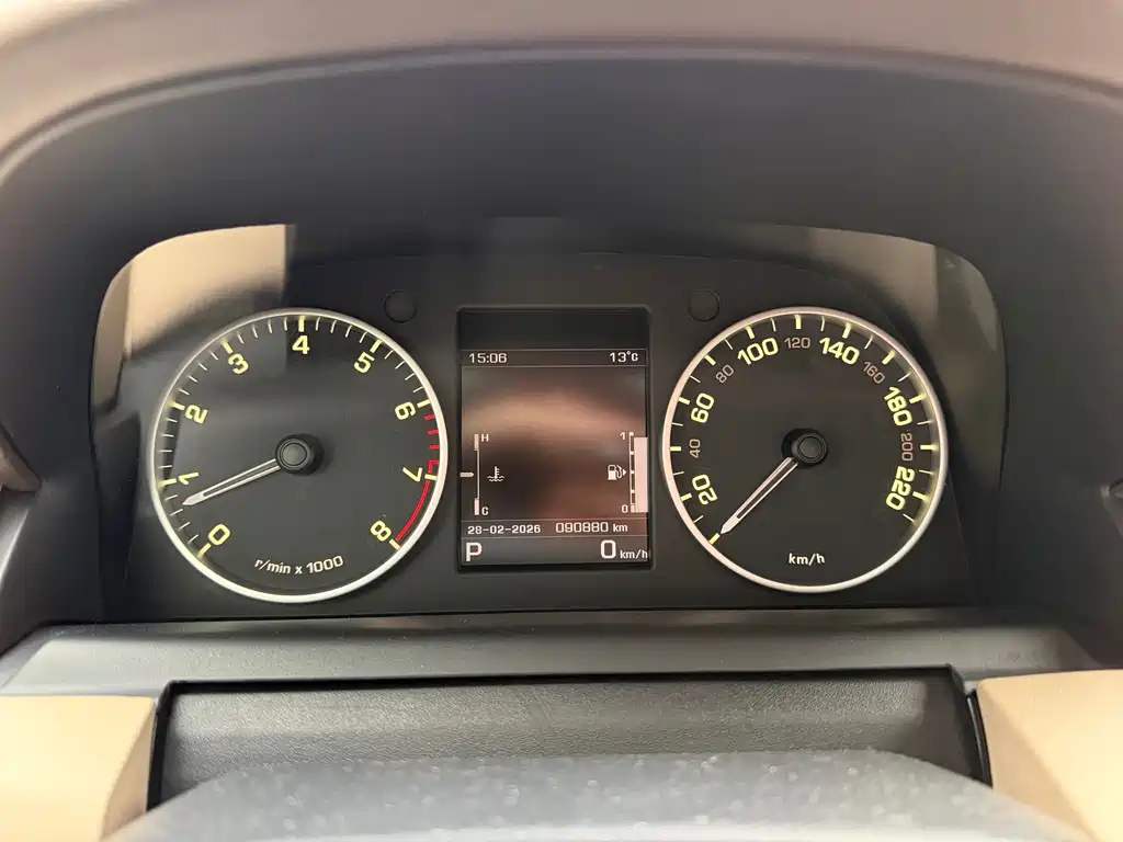 Land Rover Discovery 2016 3.0 SC V6 HSE 2017 - thumbnail 17