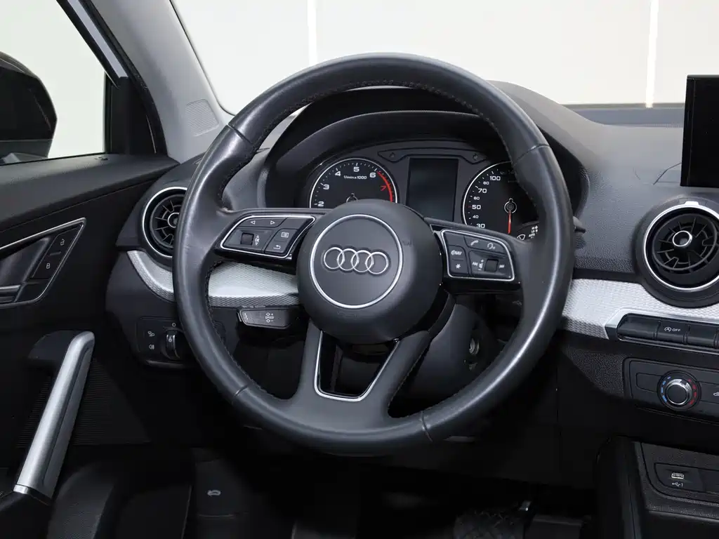 Audi Audi Q2L 2021 35 TFSI Sport Edition 2021 - thumbnail 18