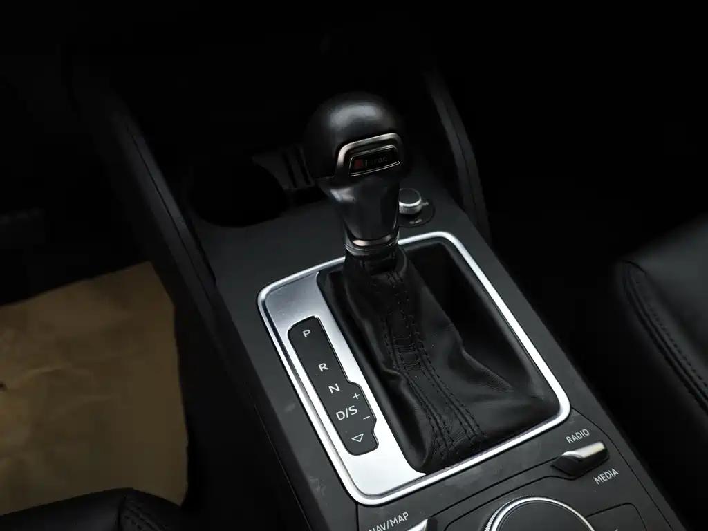 Audi Audi Q2L 2021 35 TFSI Sport Edition 2021 - thumbnail 21