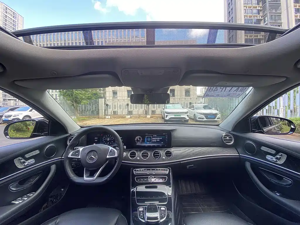 Mercedes-Benz Mercedes-Benz E-Class 2016 E 300 L Sport Style 2017 - thumbnail 4