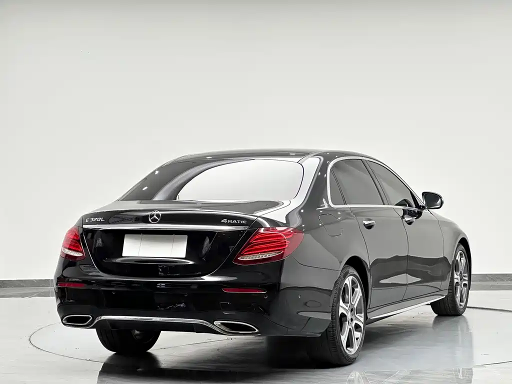Mercedes-Benz Mercedes-Benz E-Class 2018 Model Year Facelift E 320 L Sport 4MATIC 2018 - thumbnail 16